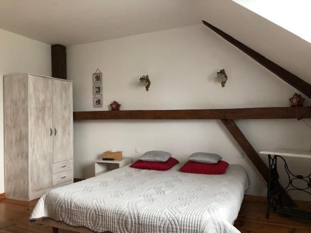 Saint-Ouen-des-Champs Les Trois Cornets酒店 外观 照片